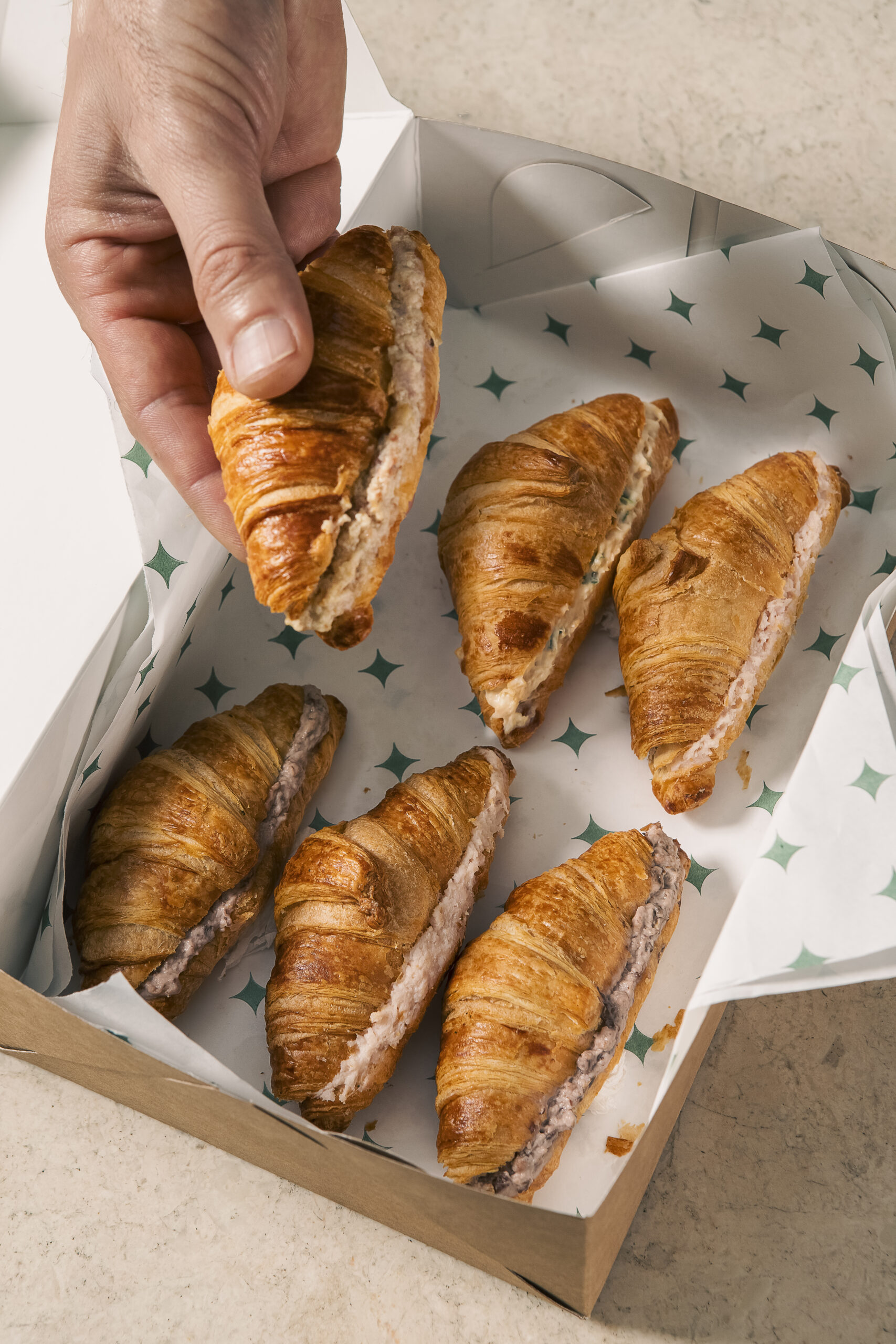  Box Mini Croissant Salgado (6 unidades)