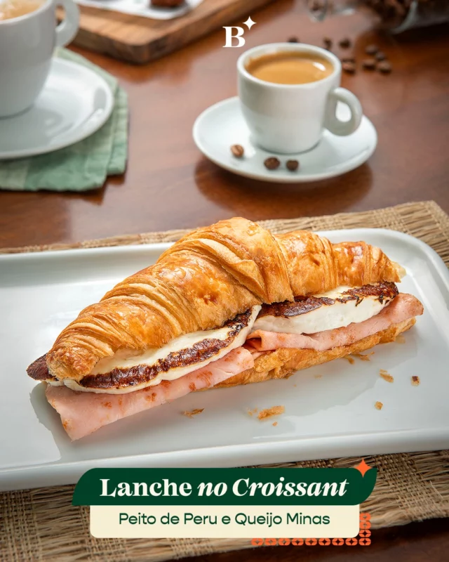 Leve, saboroso e sempre no ponto certo.

O lanche de peito de peru no croissant combina perfeitamente com um bom café ou suco natural pra descomplicar o dia. Venha saborear na Benjamin 🌟🥐

#Benjamin #PadariaSP #Croissant #PadariaBenjamin #LancheLeve