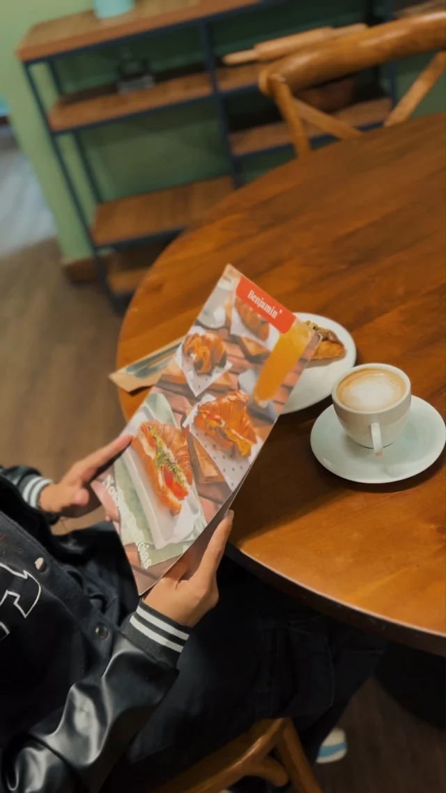 Novos motivos para um momento único na padaria.

Vem provar o que acabou de sair do forno no nosso novo cardápio! 
Quem sabe você não descobre um novo favorito? 

#Benjamin #PadariaSP #Brunch #Novidades