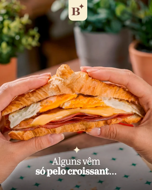 Cada visita tem um motivo diferente.

Independentemente do que trouxe você até aqui, a gente fica feliz em fazer parte desse momento.

Qual é o seu motivo para passar na Benjamin? 🤎

#BenjaminAPadaria #PadariaSP #Croissant #Café #Lanches #Doces